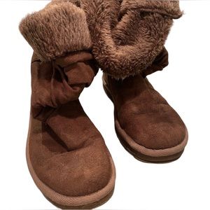 Skechers faux fur brown suede boats